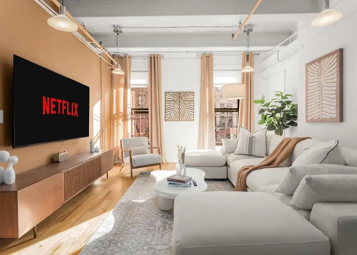 Spacious 3 Bedroom Gem In Trendy Dumbo!