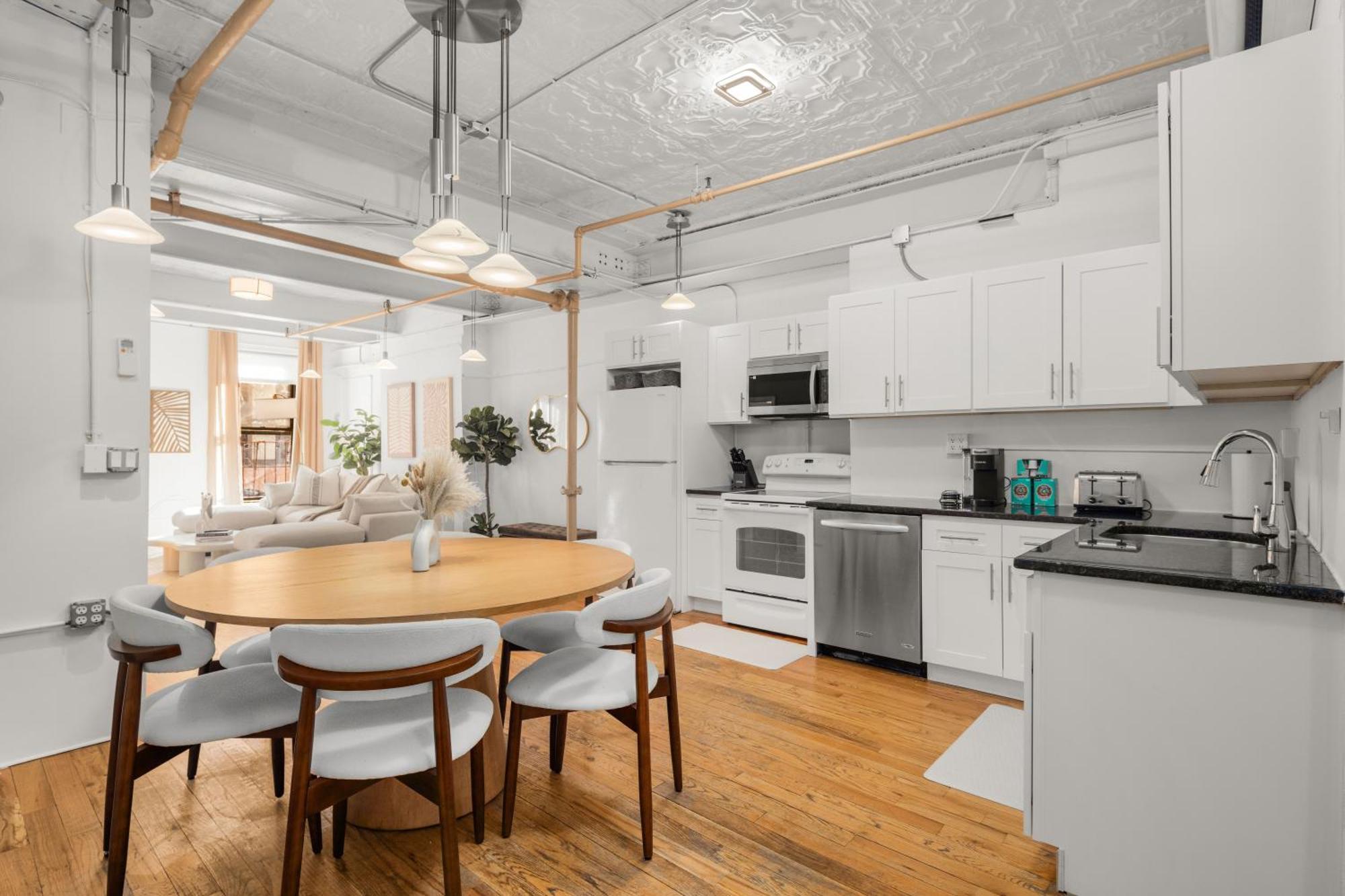 Apartment Spacious 3 Bedroom Gem In Trendy Dumbo!